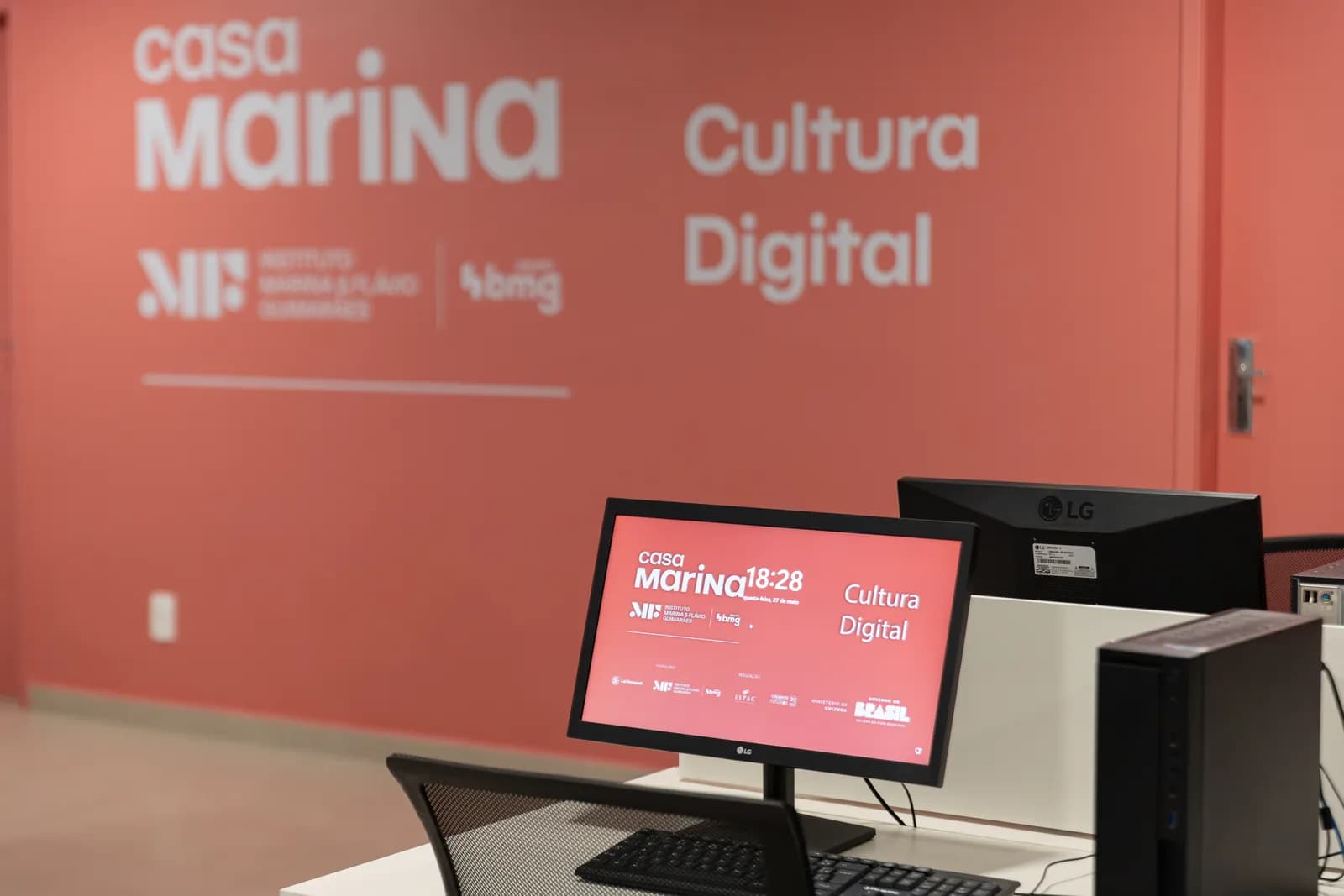 Sala de Cultura Digital da Casa Marina Santa Efigênia