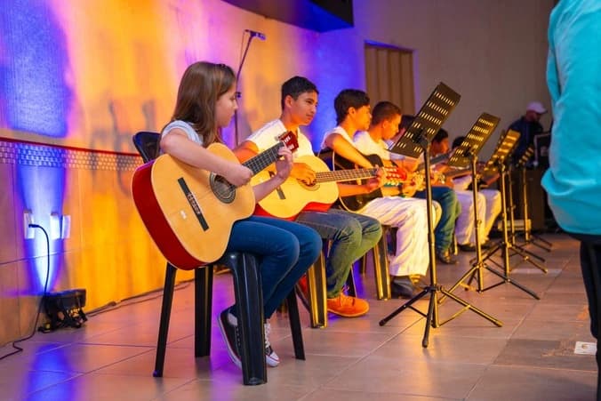 Curso de Costura no Centro Cultural Construindo Sonhos em Chapadão do Céu