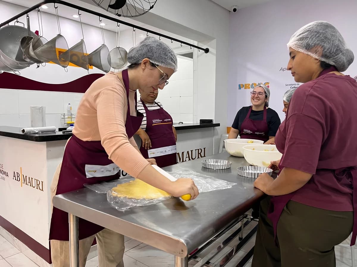 Curso de Gastronomia Tradicional com Ênfase em Panificação e Confeitaria